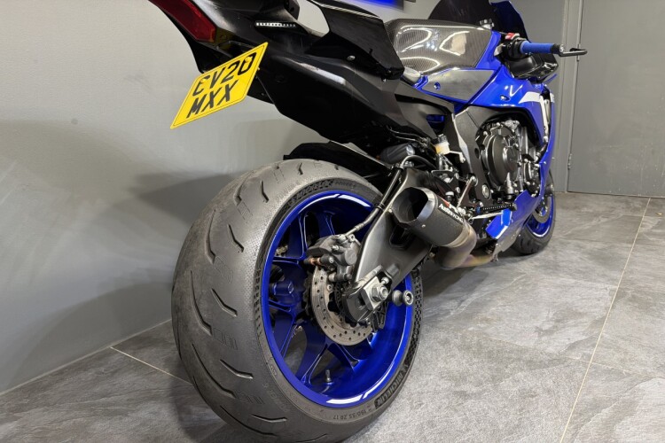 2020 YAMAHA R1, Blue - photo 6