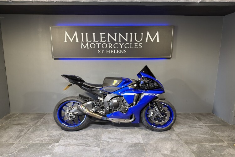 2020 YAMAHA R1, Blue - photo 13