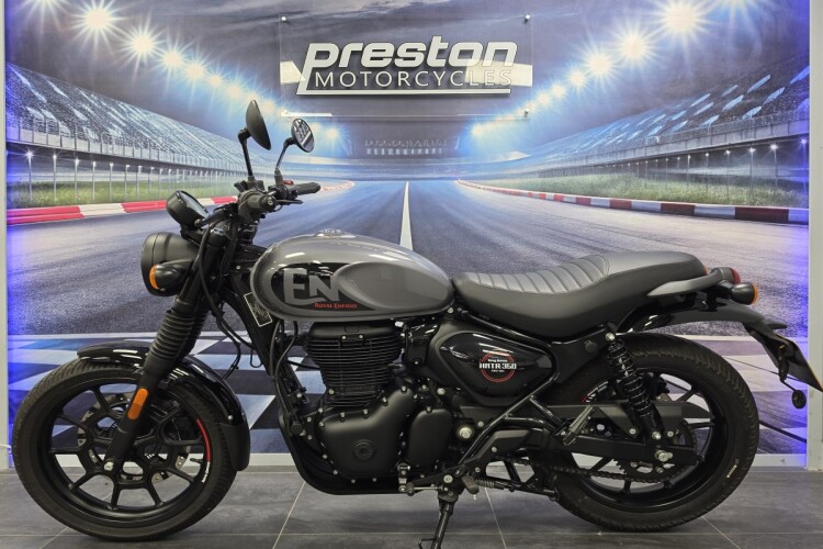 2023 ROYAL ENFIELD HUNTER 350, Grey And Black - photo 4