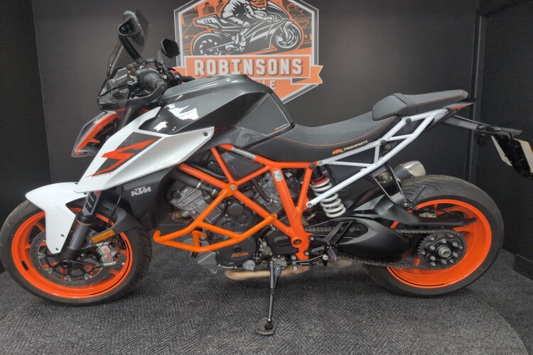 2019 KTM 1290 SUPER DUKE R, White - photo 6