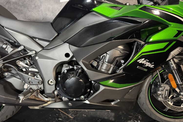 2024 KAWASAKI NINJA 1000SX, Green - photo 4