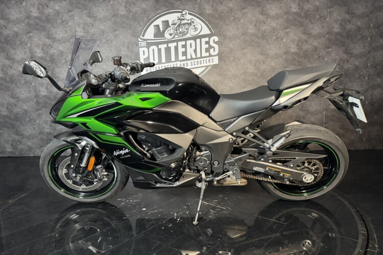 2024 KAWASAKI NINJA 1000SX, Green - photo 7