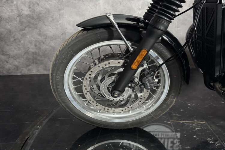 2026 TRIUMPH BONNEVILLE T120, Black - photo 10