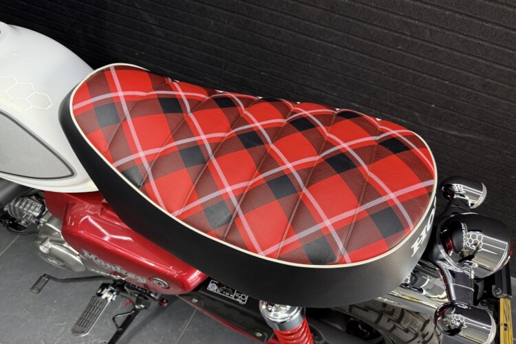 2024 HONDA MONKEY, Red - photo 11