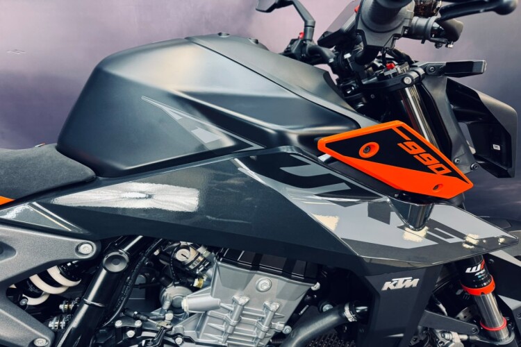 2024 KTM 990 DUKE, Black - photo 6