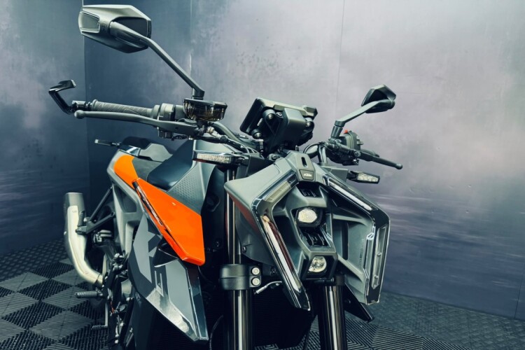 2024 KTM 990 DUKE, Black - photo 8