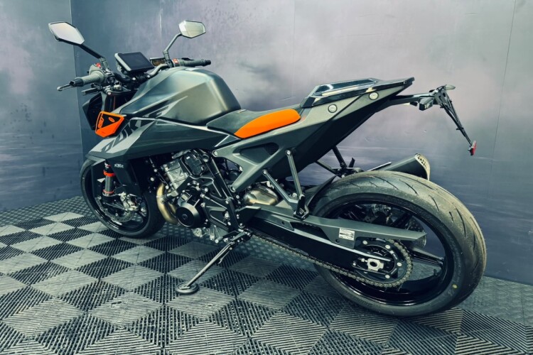 2024 KTM 990 DUKE, Black - photo 14