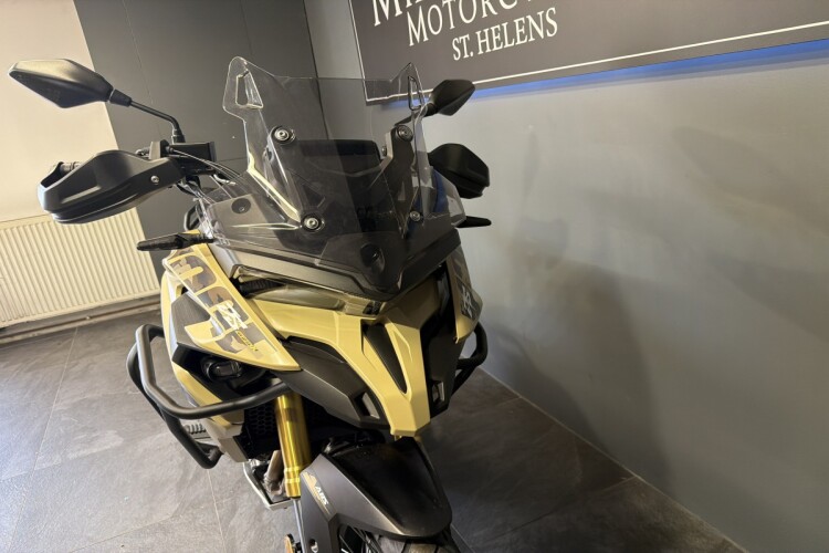 2026 VOGE DS625X, Yellow - photo 9