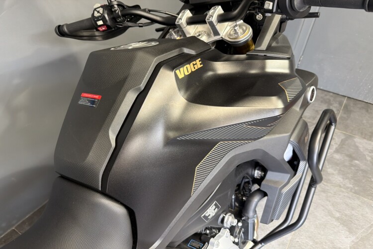 2026 VOGE DS900X, Black - photo 7