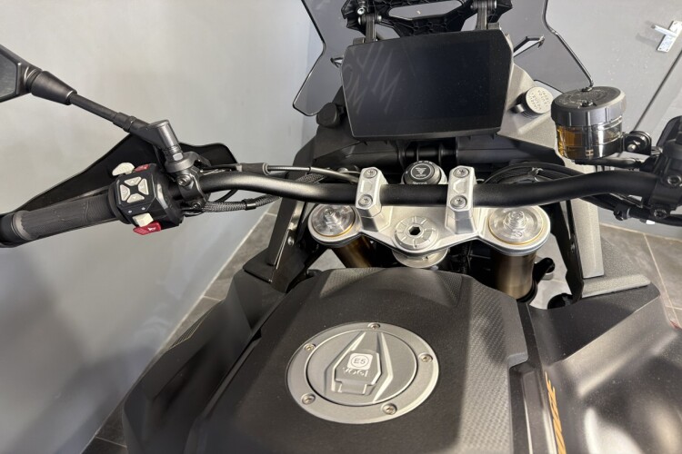 2026 VOGE DS900X, Black - photo 8