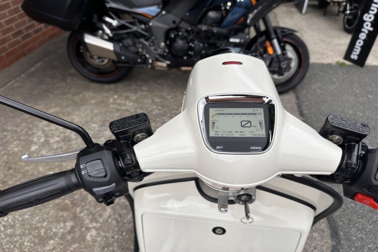 2024 ROYAL ALLOY TG 125, Blue/Ivory - photo 5