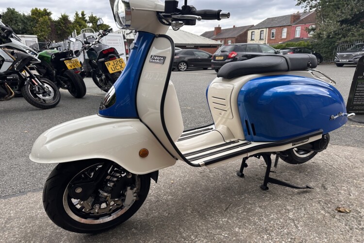 2024 ROYAL ALLOY TG 125, Blue/Ivory - photo 13