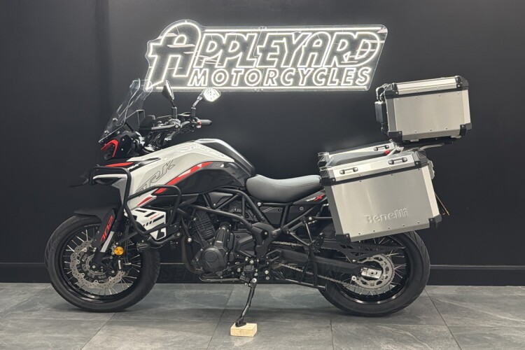 2025 BENELLI TRK 702 X, White - photo 2
