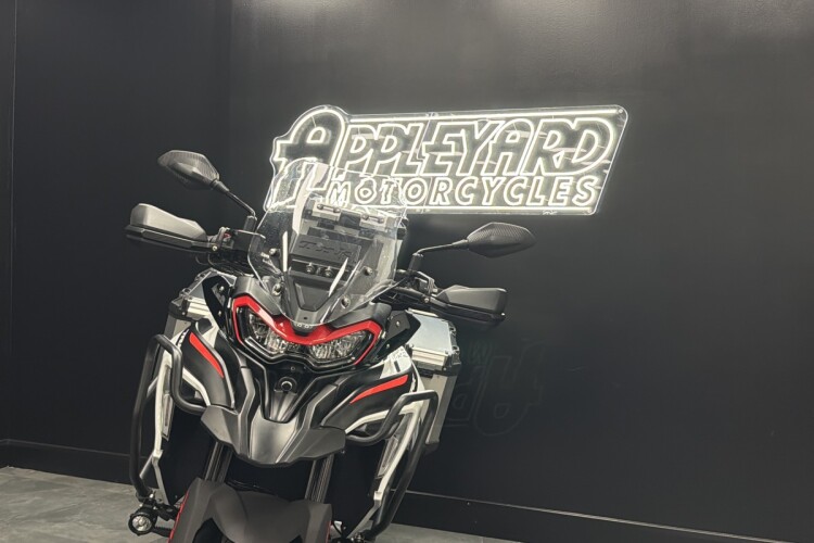 2025 BENELLI TRK 702 X, White - photo 3