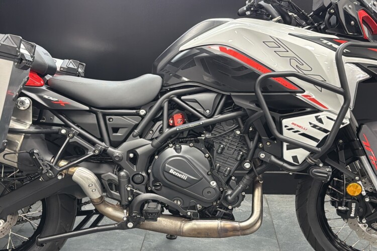 2025 BENELLI TRK 702 X, White - photo 7