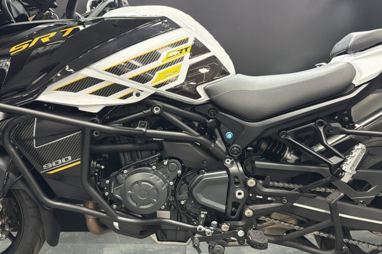 QJMOTOR SRT 900 S