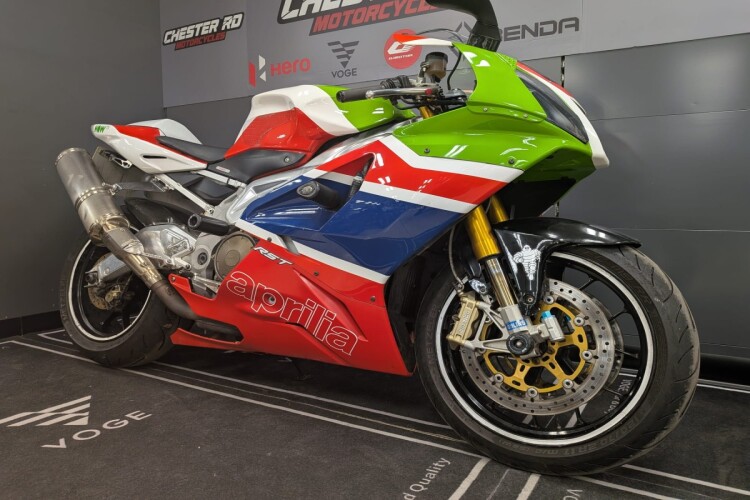 APRILIA RSV 1000