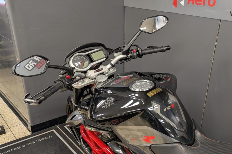 MV AGUSTA BRUTALE 1090