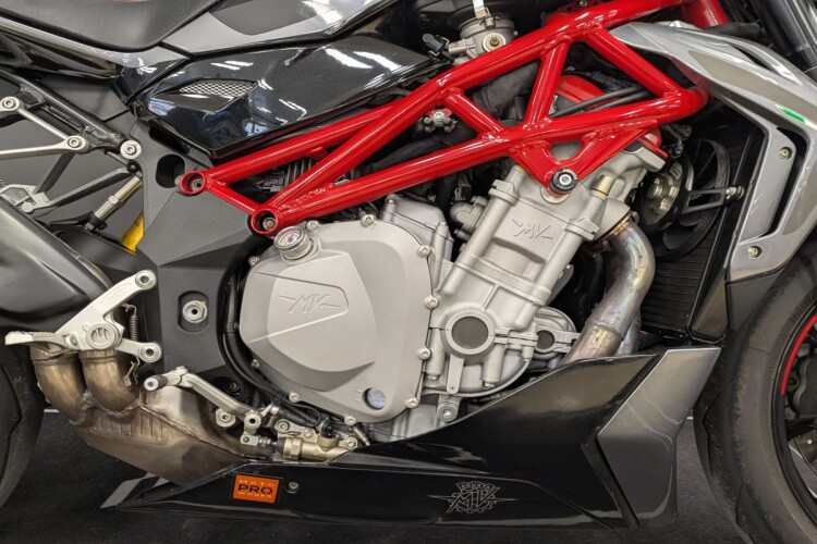 MV AGUSTA BRUTALE 1090