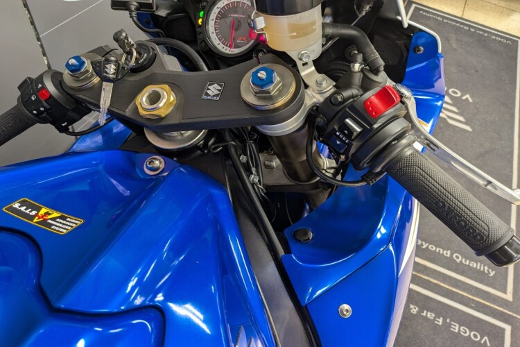 SUZUKI GSX-R600