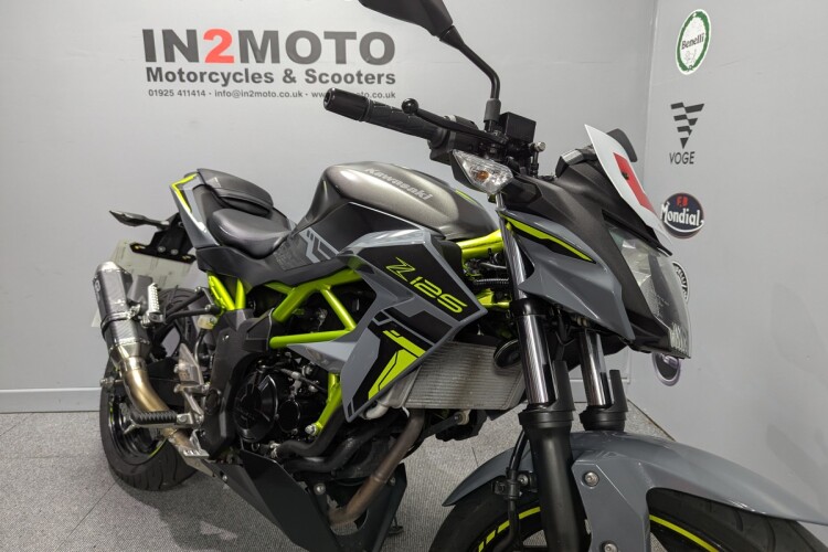 KAWASAKI Z125