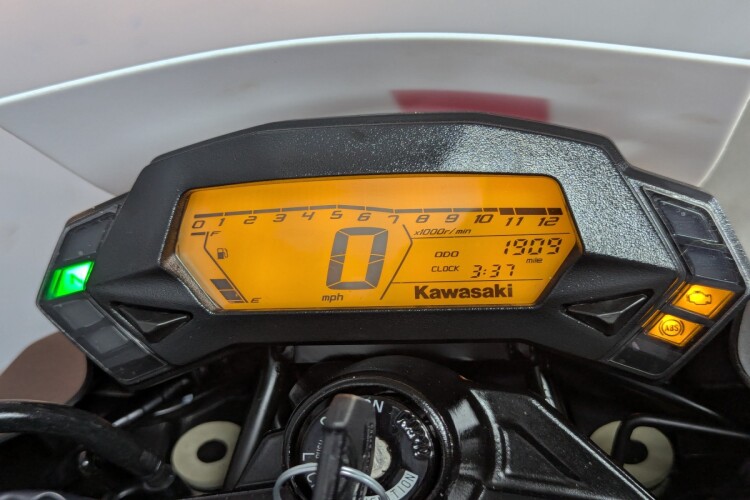KAWASAKI Z125