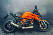 2024 KTM 1390 SUPER DUKE R, Orange - photo 3