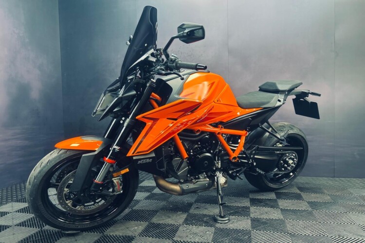 2024 KTM 1390 SUPER DUKE R, Orange - photo 6