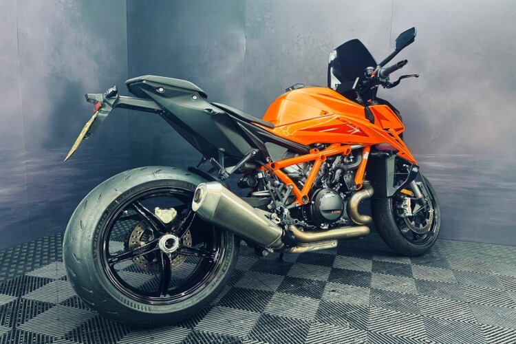 2024 KTM 1390 SUPER DUKE R, Orange - photo 13