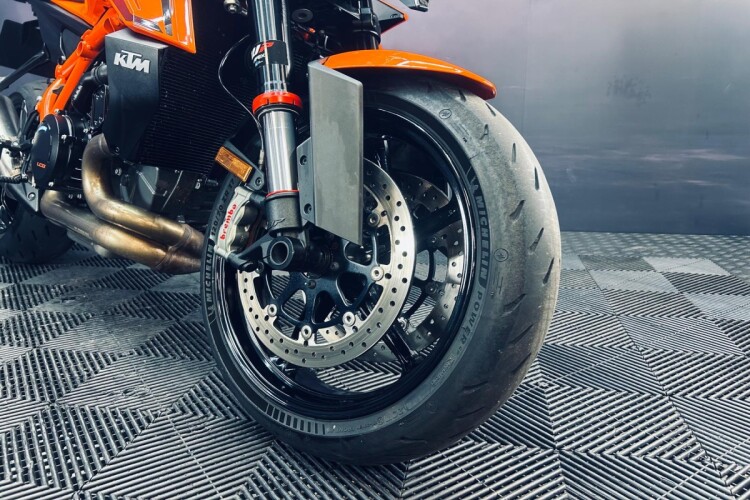 2024 KTM 1390 SUPER DUKE R, Orange - photo 16