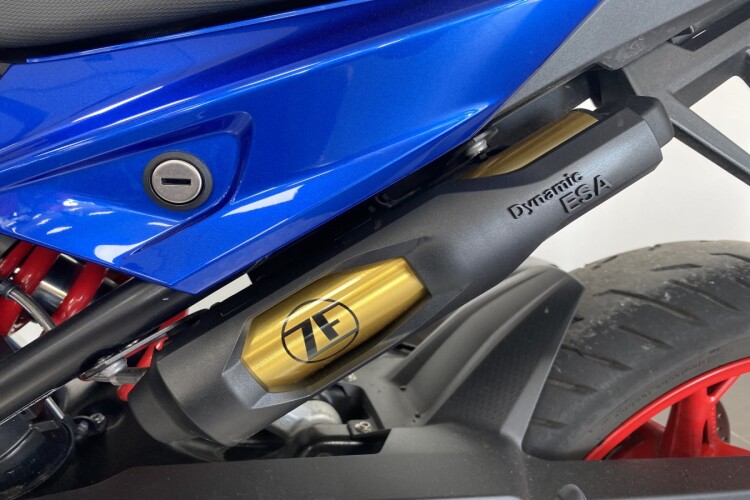 2025 BMW F900 XR, Multi-Colour - photo 9