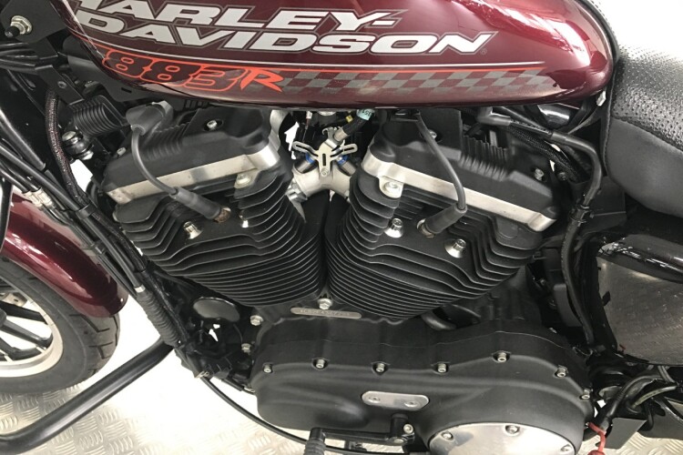 HARLEY-DAVIDSON SPORTSTER
