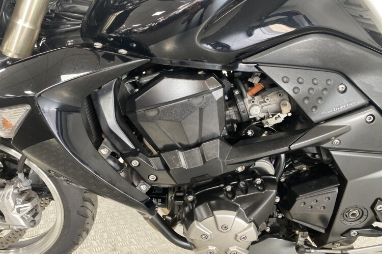 2009 KAWASAKI Z1000, Black - photo 12