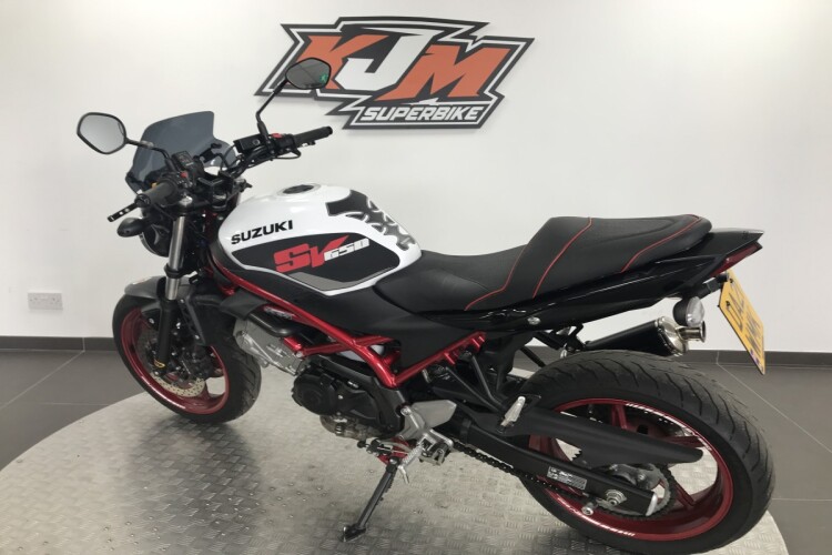 SUZUKI SV650