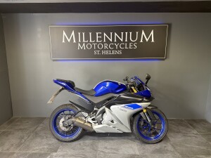 YAMAHA YZF-R125