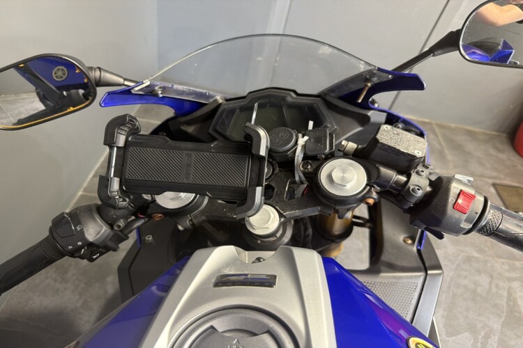 YAMAHA YZF-R125