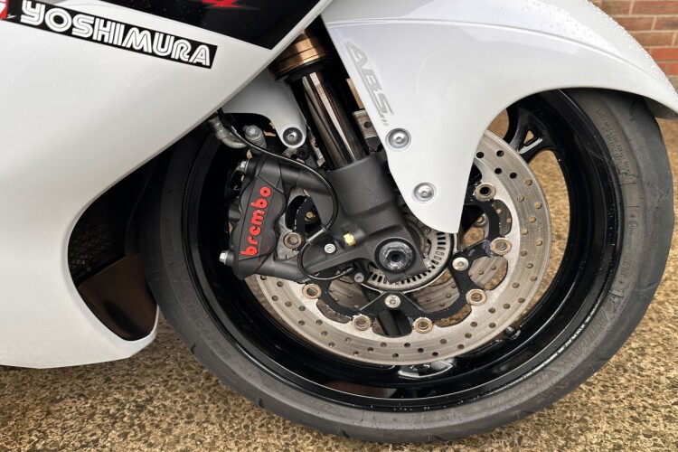 SUZUKI GSX1300R HAYABUSA