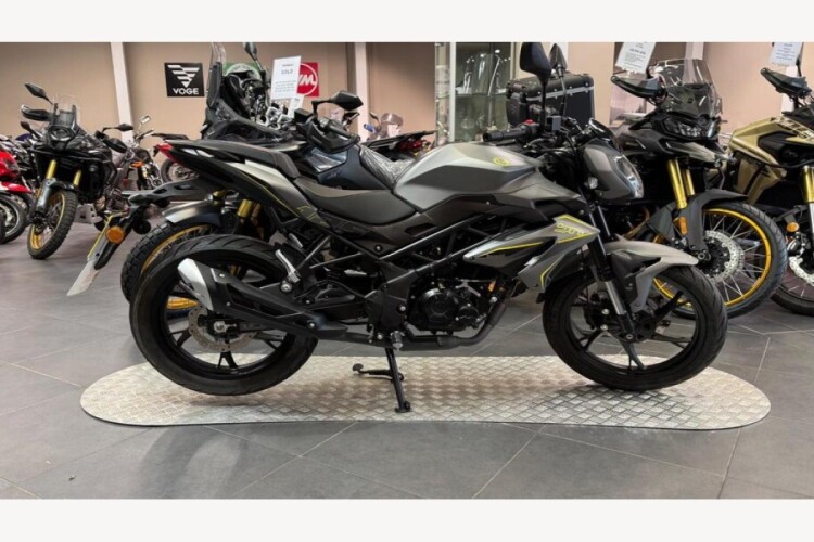 BENELLI BN 125 E5 for sale