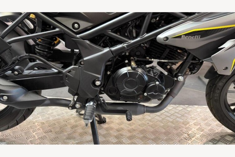 BENELLI BN 125 E5