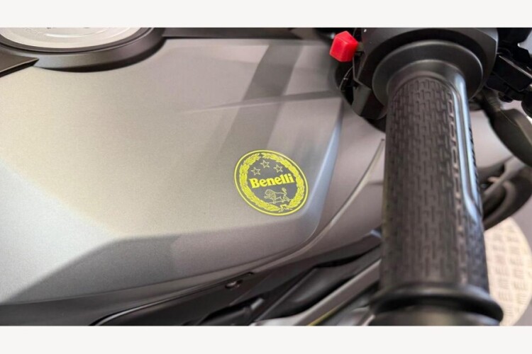 BENELLI BN 125 E5