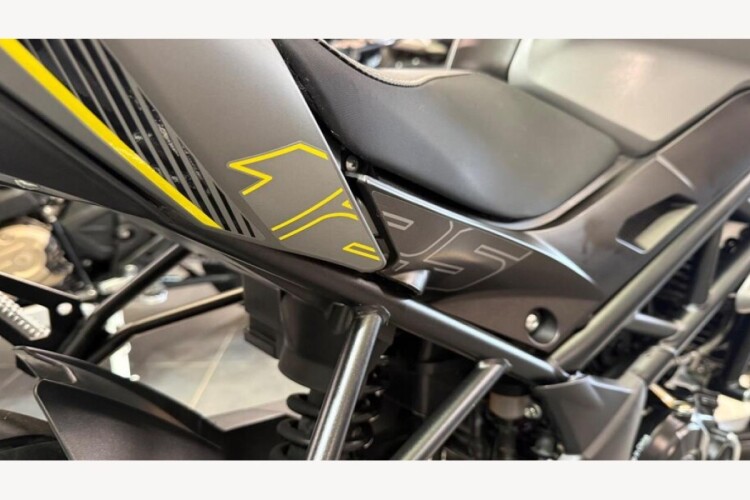 BENELLI BN 125 E5