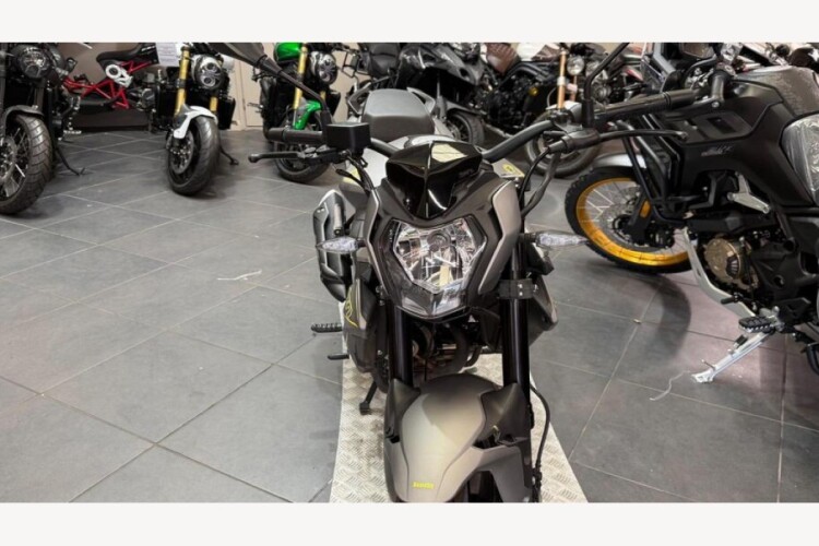 BENELLI BN 125 E5