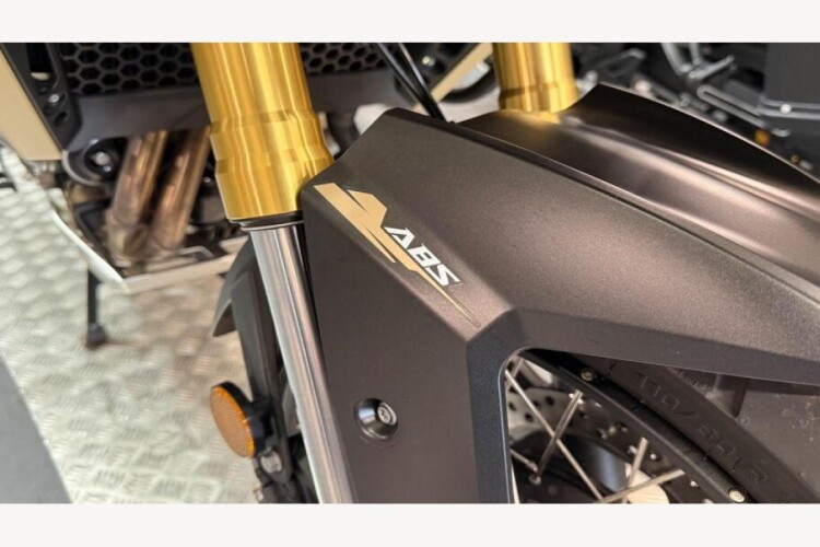 VOGE DS 625 X