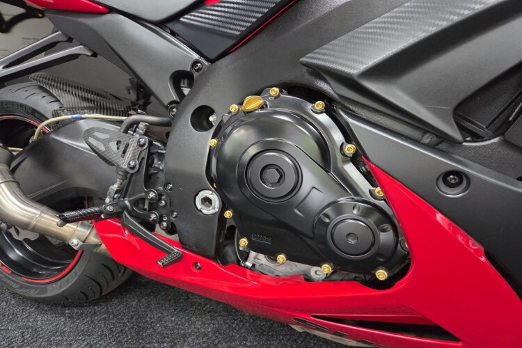 SUZUKI GSX-R600
