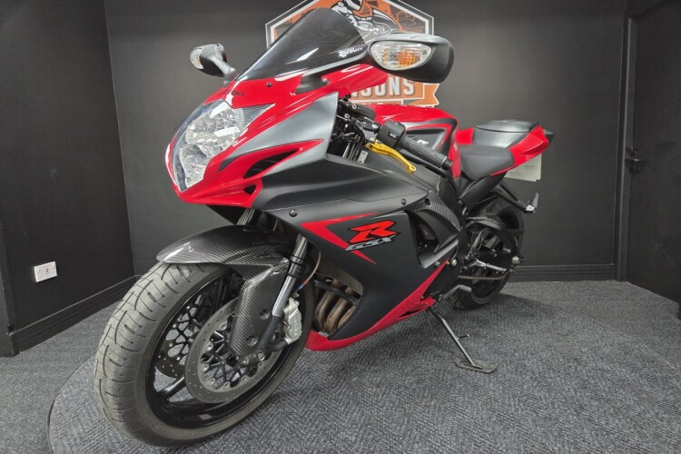 SUZUKI GSX-R600
