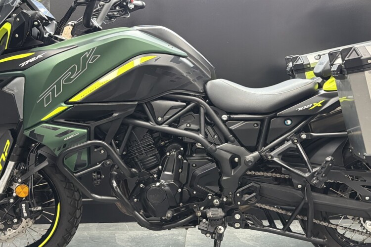 BENELLI TRK 702 X