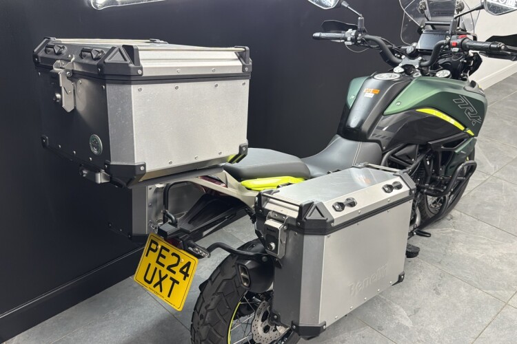 BENELLI TRK 702 X