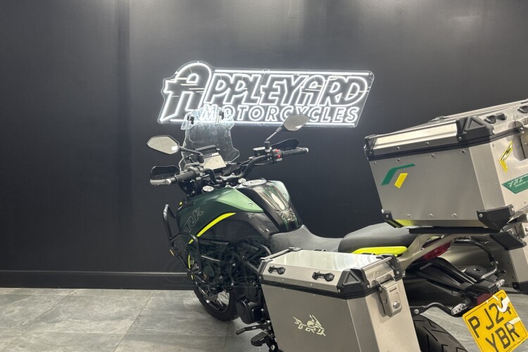 BENELLI TRK 702 X