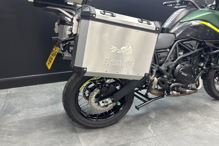 BENELLI TRK 702 X