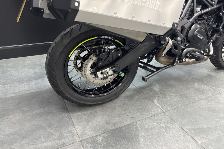 BENELLI TRK 702 X